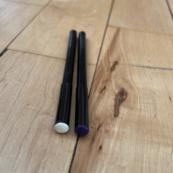 Yves Saint Laurent Eyeliners set of 2 - Picture 5 of 11